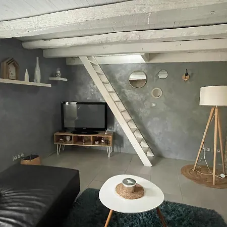 Maison A 16km Du Futuroscope